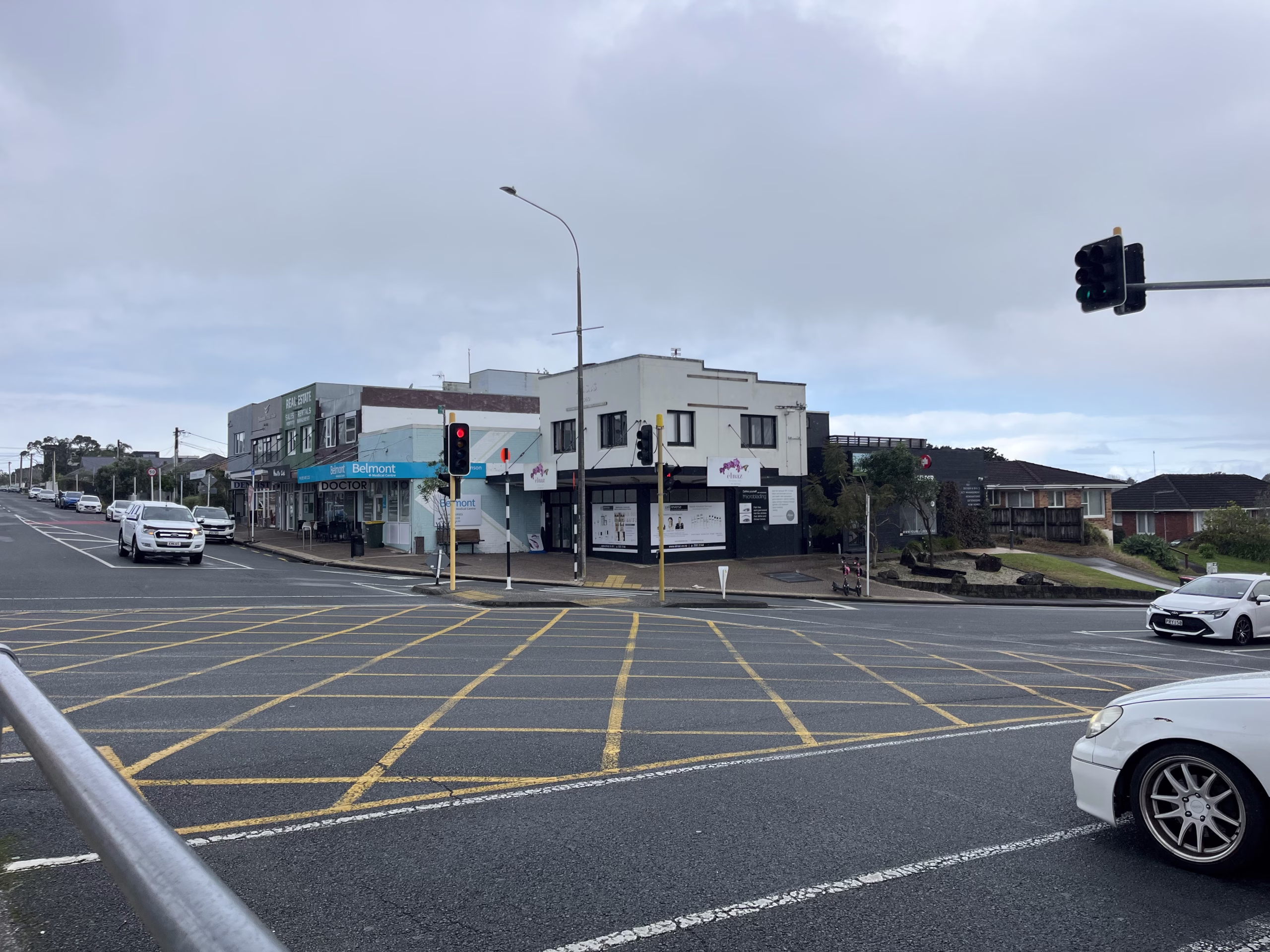 Lake Road - Belmont Shops no stopping area