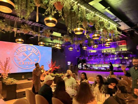 Jack n Jill Eatery: Indian Fusion, Live Music and Hookah Lounge Vibes in East Auckland