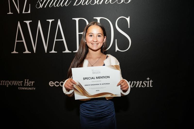 13 year old Grace of Slay with a special Special Mention